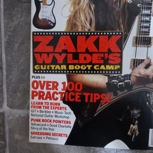 Guitar World Jul. 2004 Vol. 25 No. 7 Zakk Wylde's Guitar Boot Camp Magazine - Picture 2 of 10